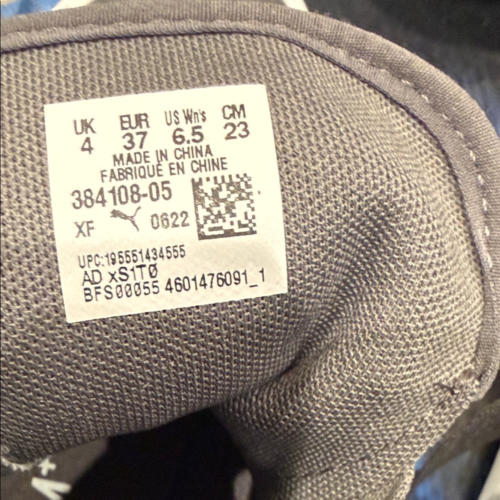 Puma Never worn Gray and White Platforms - Picture 5 of 5